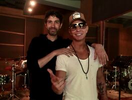 Diego, Erick, Benny y Kalimba se lucen en los ensayos de la obra Vaselina