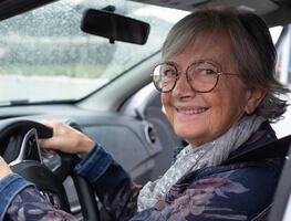 Licencia de conducir. ¿Cuál es la edad máxima y la edad mínima para tramitarla en CDMX y Edomex?