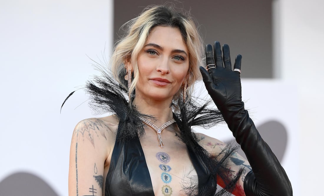 Paris Jackson roba miradas en París: vestido con abertura y joyería de lujo en desfile de Tom Ford. Foto: EFE