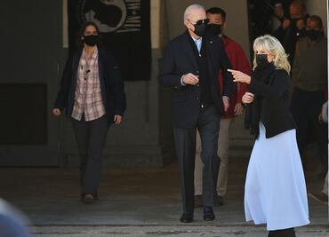 Los Biden pasan Acción de Gracias en casa de un multimillonario en una isla