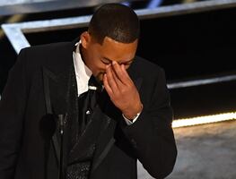 "El amor te hace hacer locuras", dijo Will Smith llorando tras golpear a Chris Rock en los Oscar