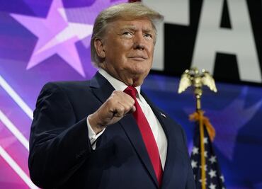 Gobierno de EU acusa a Trump de haber escondido documentos clasificados