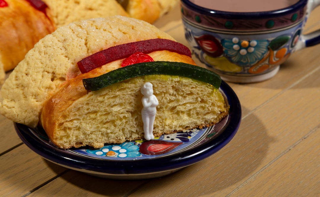 Día de Reyes 2025. ¿Qué pasa si te sale el muñeco en la rosca?¿Cuál es su significado? iStock/camaralenta