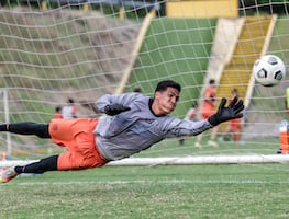 Fallece joven portero del Barcelona al caerse y golpearse la cabeza