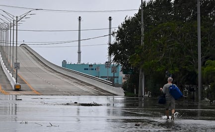 Nicole provoca inundaciones, apagones y daños materiales en Florida