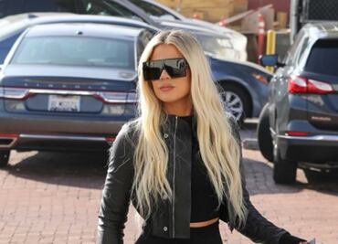 Khloé Kardashian luce 'abs de infarto' con look deportivo en Instagram