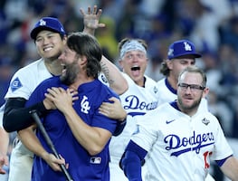 Increíble: Dodgers y Azulejos juegan 18 entradas en casi 7 horas y establecen récord histórico en la Serie Mundial