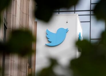 Twitter ya sólo cuenta con mil 300 empleados tras recortes masivos: CNBC