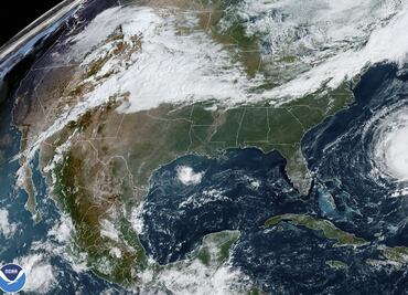 Huracán Fiona, categoría 4, amenaza a la costa este de Canadá