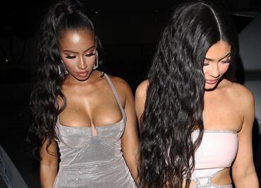 Kylie Jenner impacta con vestido de látex al estilo 'Barbie'