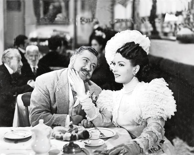 El primer actor, Joaquín Pardavé y Elsa Aguirre. Foto Archivo EL UNIVERSAL