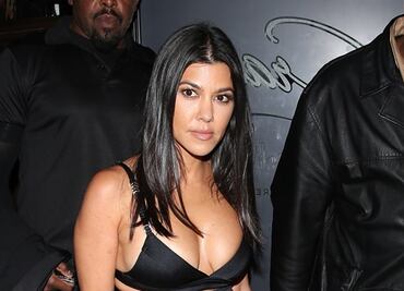 Kourtney Kardashian conquista California con tendencia ‘bra out’