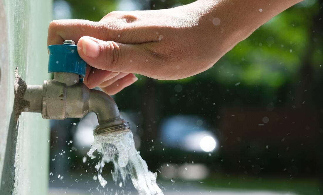 Alerta en CDMX: falla mecánica deja colonias sin agua y baja presión hasta el viernes 5 de septiembre.  Foto iStock / Ake Ngiamsanguan