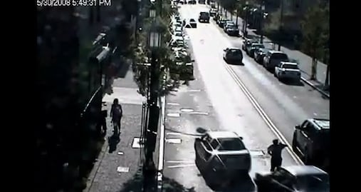 "ICE vigila a miles de inmigrantes a través de las placas vehiculares"