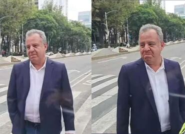 Surge ‘Lord Berrinches’: Hombre se pone frente a Metrobús y bloquea su paso porque no alcanzó a subirse. VIDEO