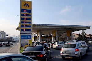 ¿Por qué la guerra en Irán disparó el precio del petróleo? El conflicto ya amenaza el suministro mundial