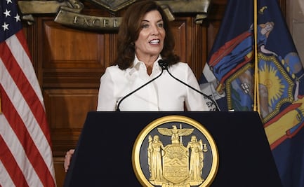 Nueva gobernadora de Nueva York revisará las políticas sobre el acoso sexual