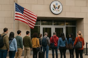 Me negaron la visa por ‘falta de lazos’: el error que miles cometen sin saberlo (y cómo evitarlo)