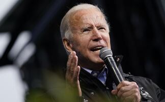 La vida de Joe Biden: un hombre marcado por la tragedia y la política