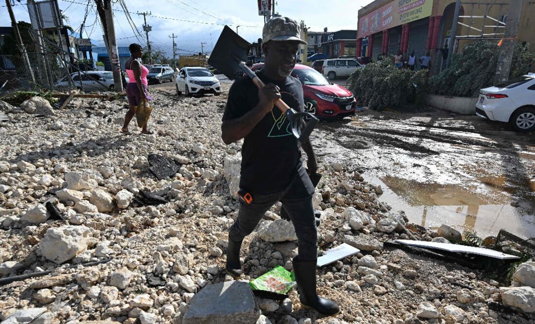 Huracán Melissa arrasa Jamaica: la ONU habla de una devastación “nunca antes vista”. (Photo by Ricardo MAKYN / AFP)