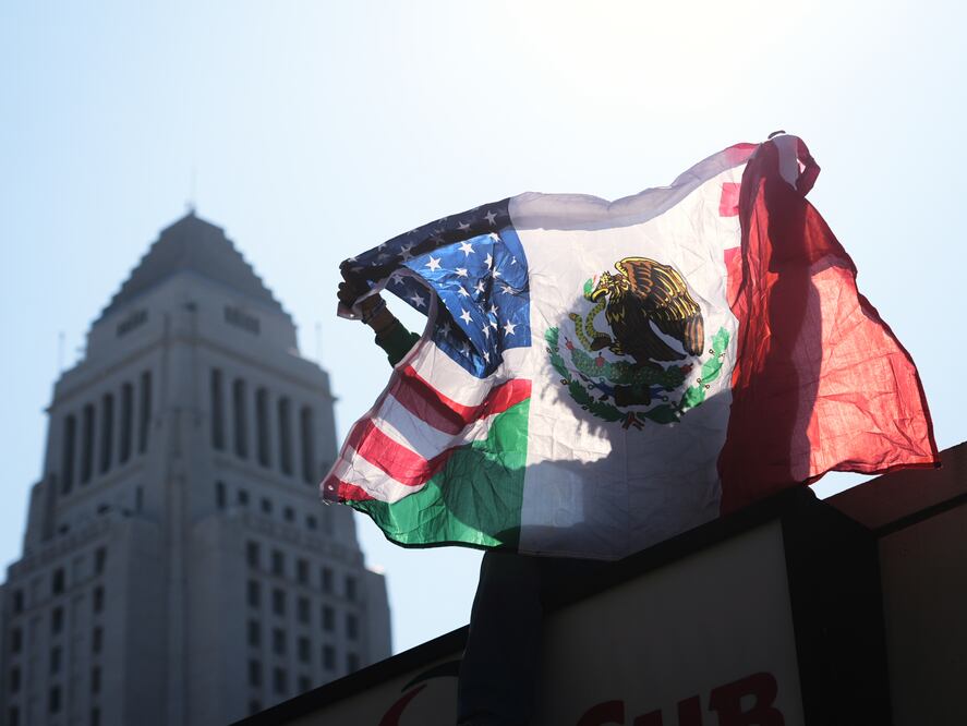  Los Angeles. (AP Photo/Damian Dovarganes)