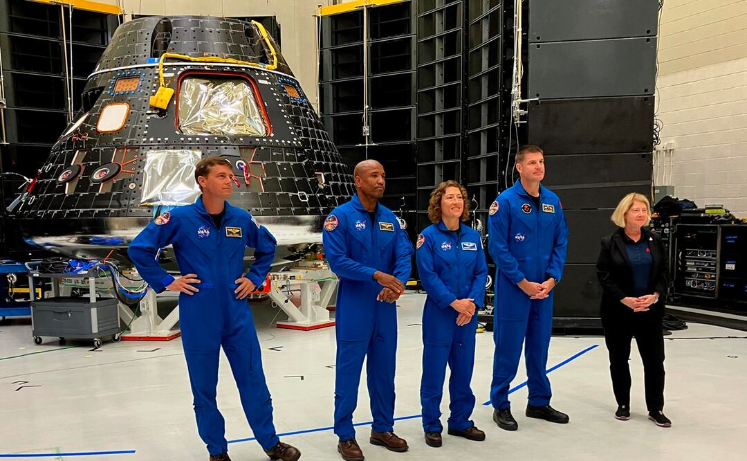 "Volvemos a la Luna después de medio siglo", celebra administrador de la NASA por misión Artemis II. Foto: EFE