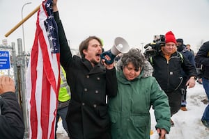 ¡Indignante! Pro-ICE grita ‘Ayer ejecutamos a uno de ustedes’ tras asesinato de Renee Good. VIDEO