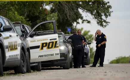 Rescatan a 28 migrantes tras llamada al 911 en Texas