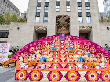 Rockefeller Center de NY exhibe ofrenda de Día de Muertos