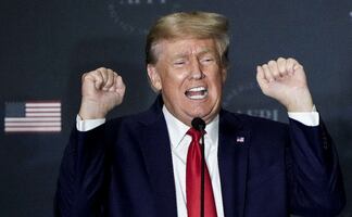 Juez desestima demanda de Trump contra Hillary Clinton por presunto complot