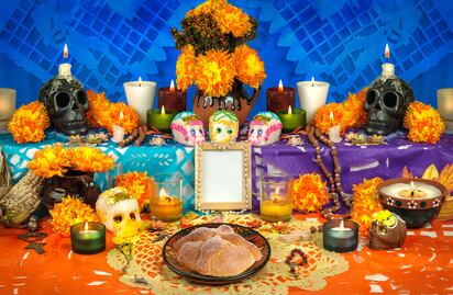 Día de Muertos 2026: ¿Cuándo se pone la ofrenda? ¿De cuántos niveles es y qué lleva?