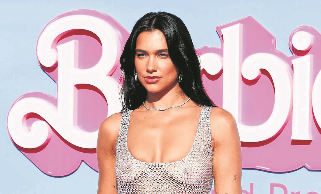 Dua Lipa disfruta del verano en Ibiza. Foto: AFP