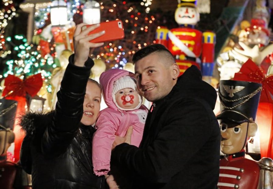 Así es Dyker Heights, el vecindario de Brooklyn que se llena de luces en Navidad