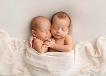 Hospital de California reporta el nacimiento de 10 pares de gemelos en un solo día