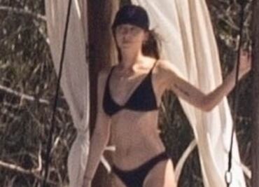 Dakota Johnson luce sensual bikini en Puerto Vallarta con Chris Martin: ¿Olvidaron las críticas a Madame Web?
