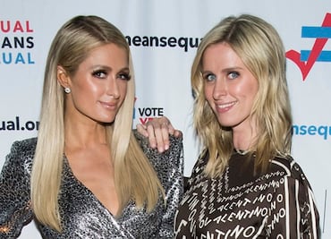 Paris Hilton y su hermana deslumbran con minivestidos en Nueva York