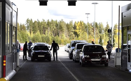 Finlandia cierra su frontera a los turistas rusos