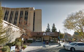 Disfraz navideño causó brote de Covid-19 en hospital de California