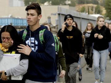 Tiroteo en secundaria de California deja un muerto y 3 heridos