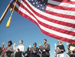 Las 100 preguntas del examen de ciudadanía de Estados Unidos y sus respuestas (2023)