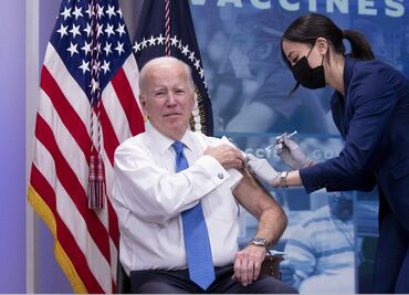 Joe Biden recibe una nueva dosis de refuerzo contra la Covid-19