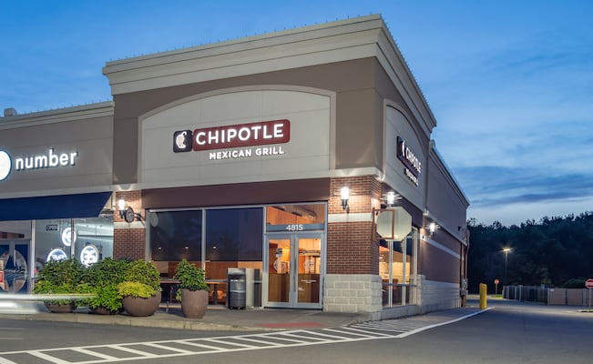 Chipotle se atreve con México: abrirá su primer restaurante en CDMX en 2026