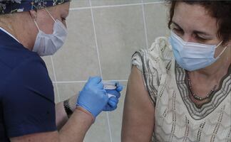 Covid-19. Rusia podrá vacunar entre un 70% y 80 % de población en un año