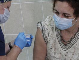 Covid-19. Rusia podrá vacunar entre un 70% y 80 % de población en un año