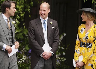 Príncipe William sorprende en boda del duque de Westminster, interrumpida por ambientalistas VIDEO