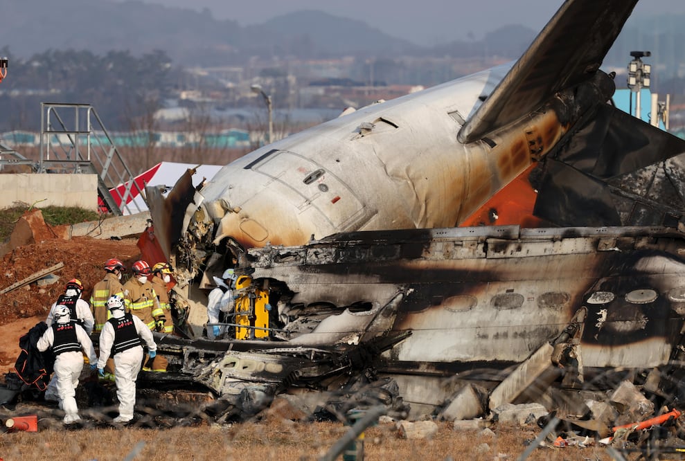 Grabadora de avión surcoreano dejó de funcionar antes de estrellarse. Foto: EFE