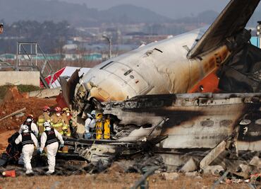 Grabadora de avión surcoreano dejó de funcionar antes de estrellarse