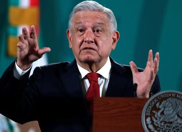 AMLO descarta vacunación obligatoria contra Covid para prevenir contagios