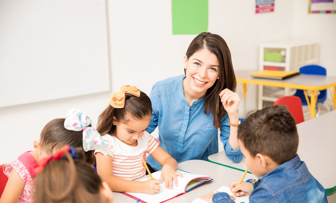 ¿Quieres enseñar en el extranjero? Inicia el Programa de Intercambio de Maestros México-EU. CONVOCATORIA. Foto iStock / Antonio_Diaz
