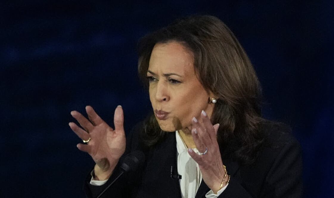 Debate Trump vs Harris: Harris asegura que, si fuera por Trump, Putin ya estaría en Kiev. Foto AP